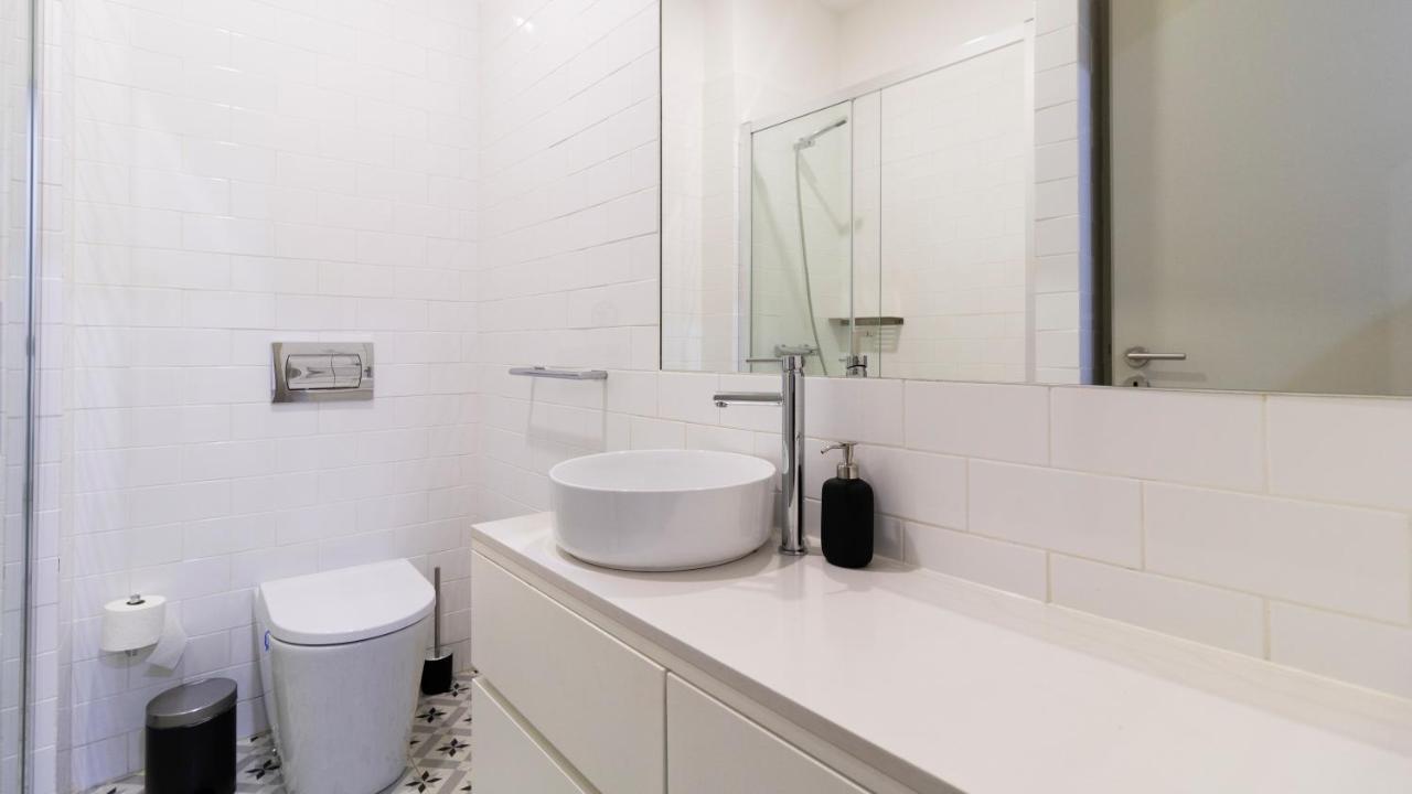 Central Stunning Duplex W/ Patio By Lovelystay Porto Eksteriør billede