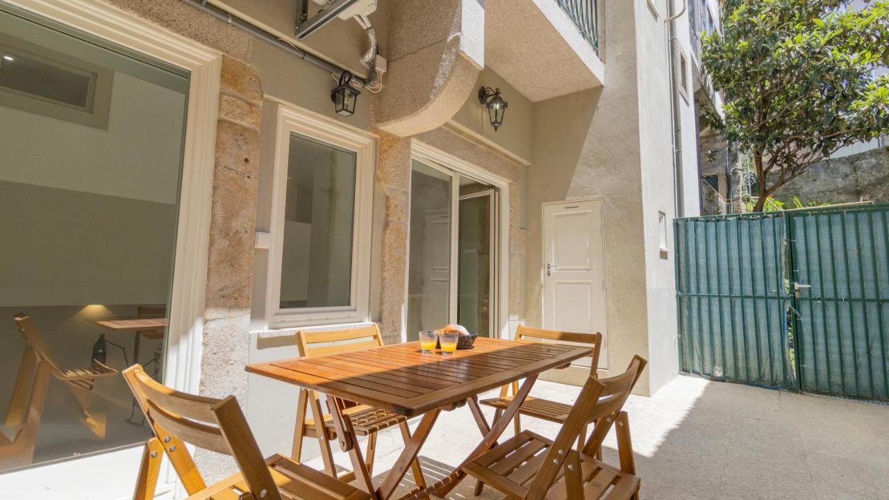 Central Stunning Duplex W/ Patio By Lovelystay Porto Eksteriør billede
