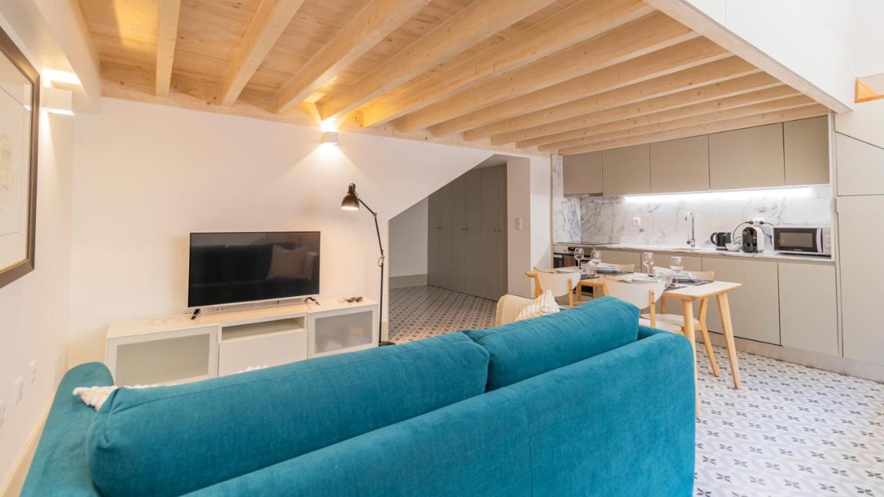 Central Stunning Duplex W/ Patio By Lovelystay Porto Eksteriør billede
