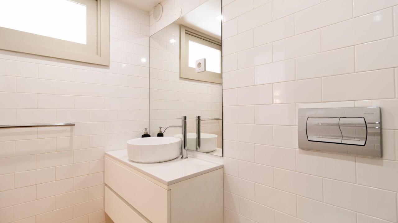 Central Stunning Duplex W/ Patio By Lovelystay Porto Eksteriør billede