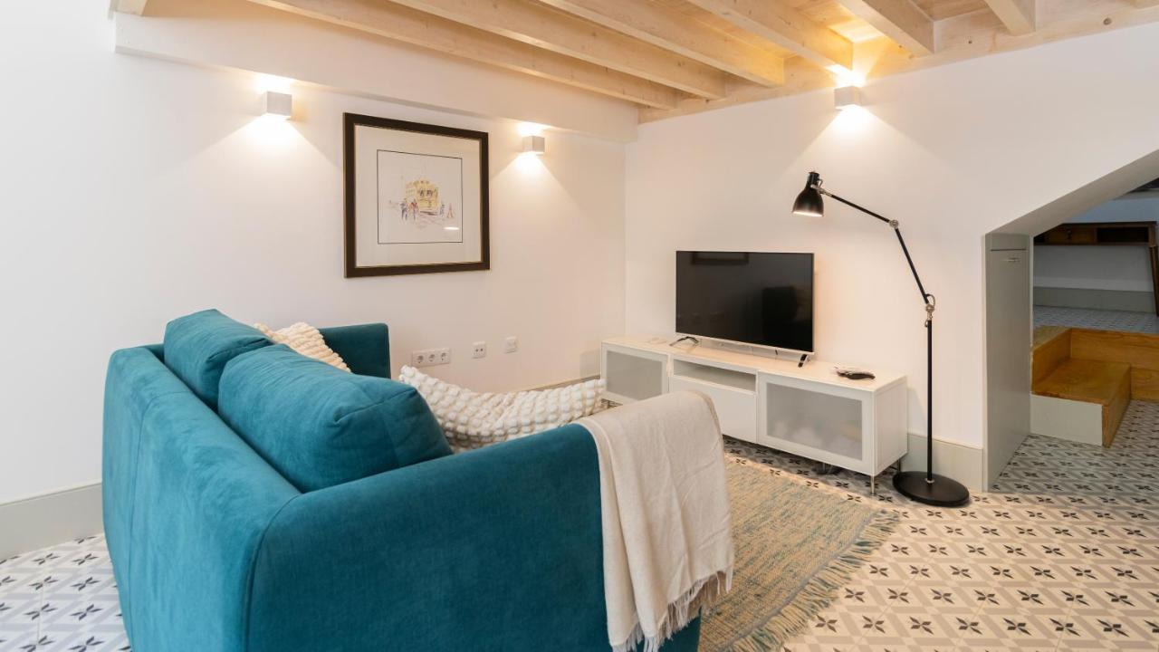 Central Stunning Duplex W/ Patio By Lovelystay Porto Eksteriør billede