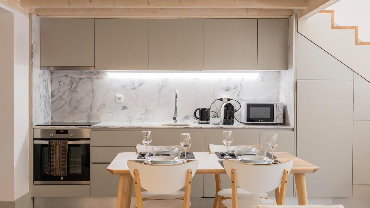 Central Stunning Duplex W/ Patio By Lovelystay Porto Eksteriør billede