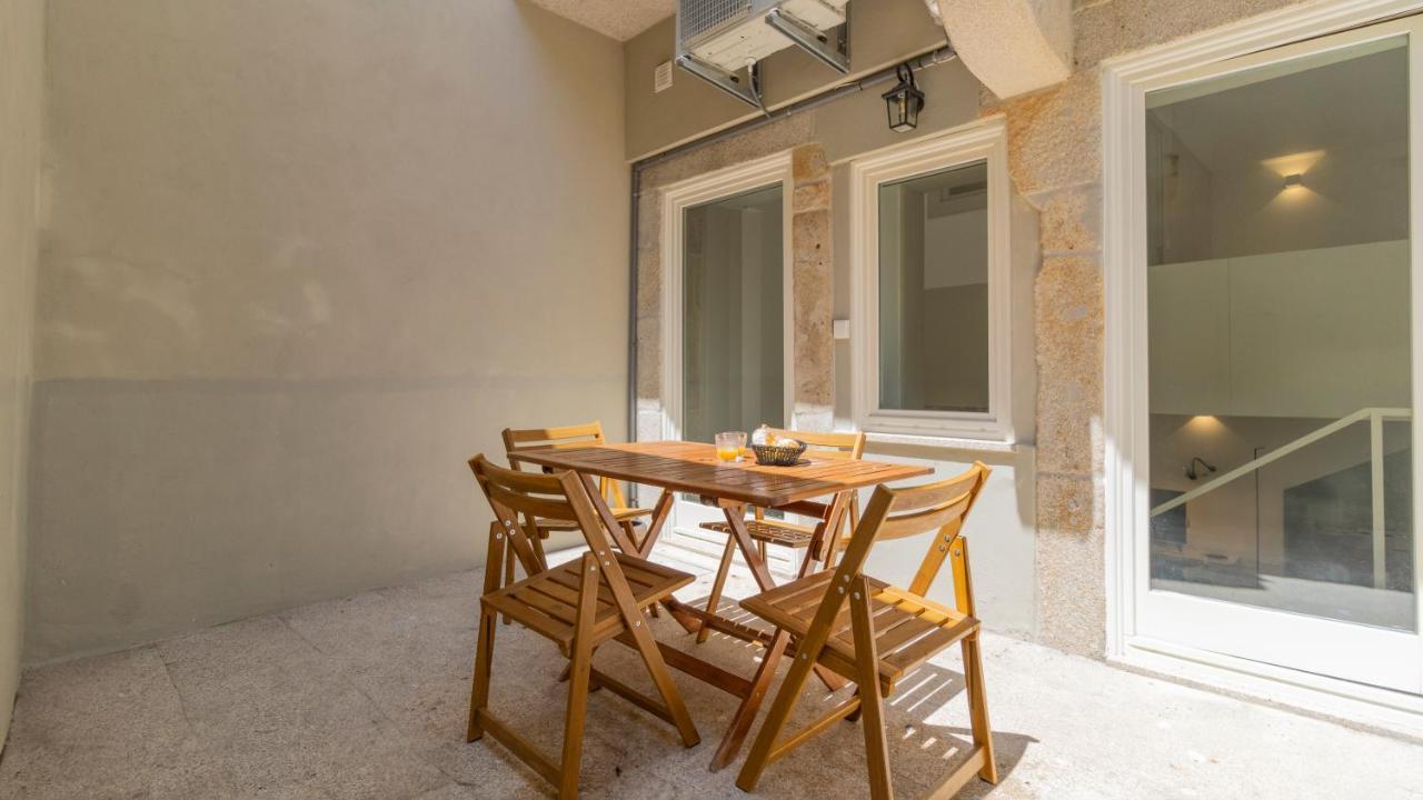 Central Stunning Duplex W/ Patio By Lovelystay Porto Eksteriør billede