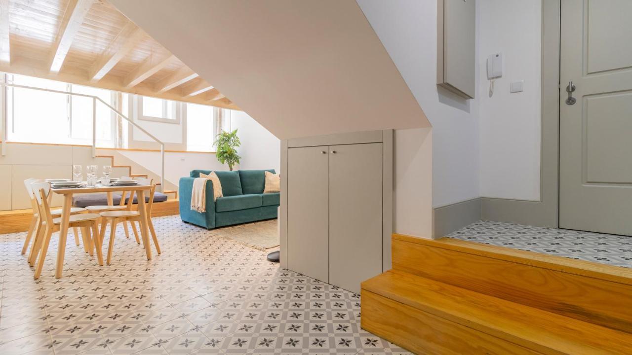 Central Stunning Duplex W/ Patio By Lovelystay Porto Eksteriør billede